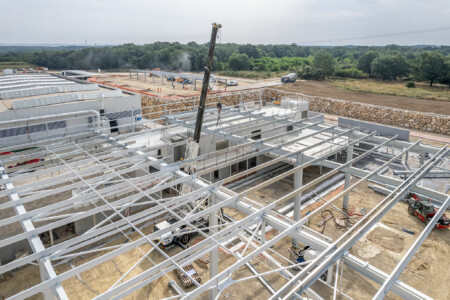 Photographie du chantier Liebherr pour Giraud-Serin Constructions métalliques par Jean-Luc Renouil photographe et pilote de drone