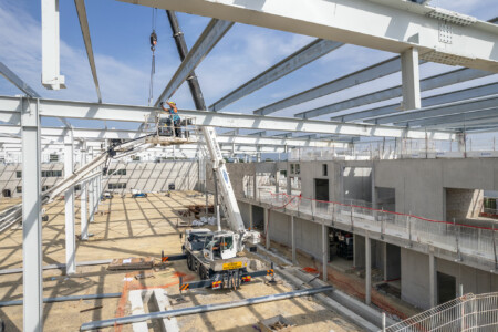Photographie du chantier Liebherr pour Giraud-Serin Constructions métalliques par Jean-Luc Renouil photographe et pilote de drone