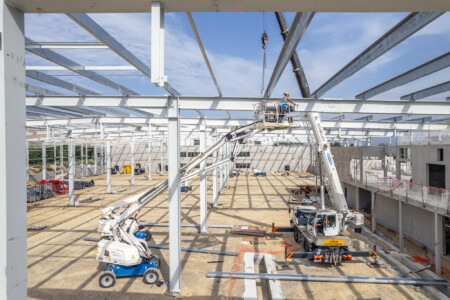 Photographie du chantier Liebherr pour Giraud-Serin Constructions métalliques par Jean-Luc Renouil photographe et pilote de drone