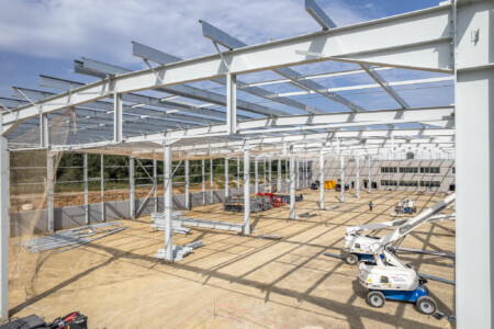 Photographie du chantier Liebherr pour Giraud-Serin Constructions métalliques par Jean-Luc Renouil photographe et pilote de drone