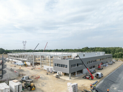 Photographie du chantier Liebherr pour Giraud-Serin Constructions métalliques par Jean-Luc Renouil photographe et pilote de drone