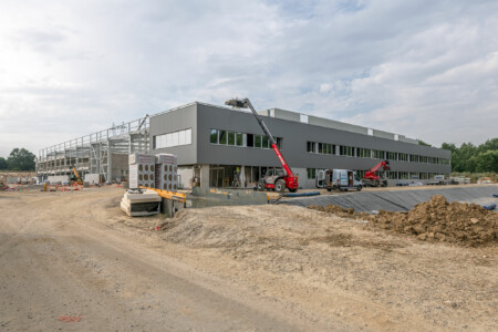 Photographie du chantier Liebherr pour Giraud-Serin Constructions métalliques par Jean-Luc Renouil photographe et pilote de drone
