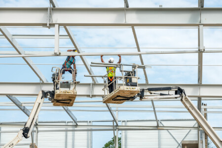 Photographie du chantier Liebherr pour Giraud-Serin Constructions métalliques par Jean-Luc Renouil photographe et pilote de drone