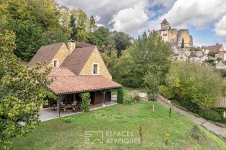 Superbe maison en pierre photographiée par Jean-Luc Renouil, photographe et pilote de drone.