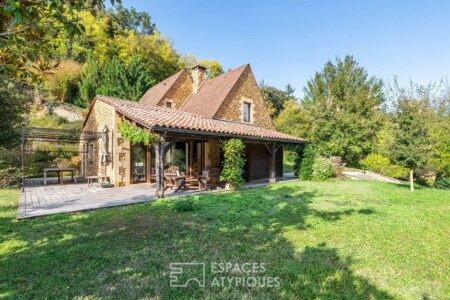 Superbe maison en pierre photographiée par Jean-Luc Renouil, photographe et pilote de drone.