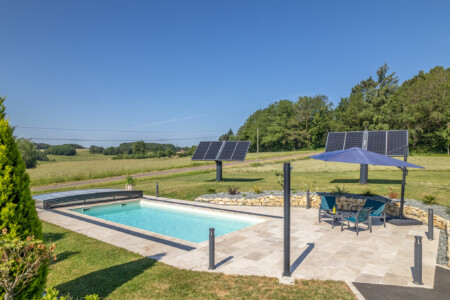 Piscine signée DUFLAM photographiée par Jean-Luc Renouil photographe et pilote de drone.