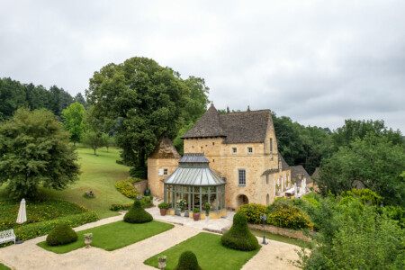 Château La Carrière à Saint-Cyprien photographié par Jean-Luc Renouil photographe et pilote de drone en Dordogne