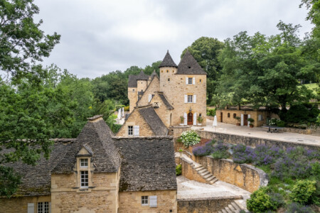 Château La Carrière à Saint-Cyprien photographié par Jean-Luc Renouil photographe et pilote de drone en Dordogne