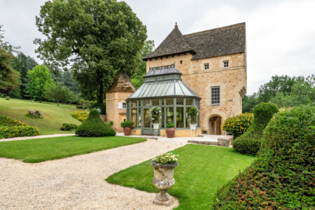Château La Carrière à Saint-Cyprien photographié par Jean-Luc Renouil photographe et pilote de drone en Dordogne
