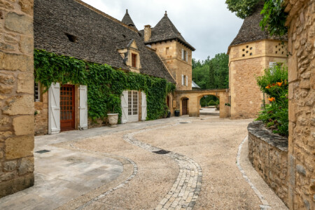 Château La Carrière à Saint-Cyprien photographié par Jean-Luc Renouil photographe et pilote de drone en Dordogne