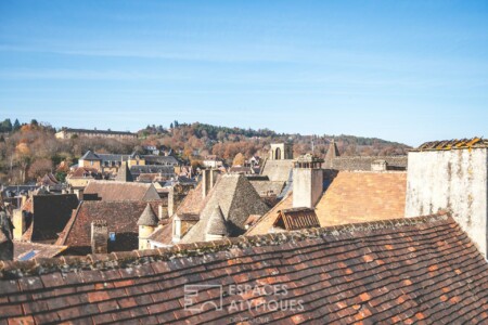Immeuble de Sarlat la Canéda photographié par Jean-Luc Renouil, photographe immobilier et pilote de drone en Dordogne