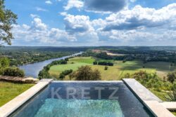 Superbe périgourdine rénovée avec vue panoramique photographiée par Jean-Luc Renouil, photographe et pilote de drone en Dordogne.