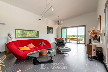 Villa en bois sur Grand Brassac photographiée par Jean-Luc Renouil, photographe immobilier et pilote de drone en Dordogne.