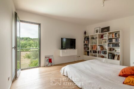 Villa en bois sur Grand Brassac photographiée par Jean-Luc Renouil, photographe immobilier et pilote de drone en Dordogne.