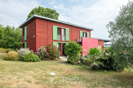 Villa en bois sur Grand Brassac photographiée par Jean-Luc Renouil, photographe immobilier et pilote de drone en Dordogne.