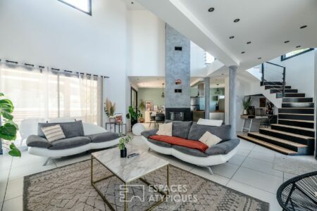 Villa photographiée par Jean-Luc Renouil, photographe immobilier et pilote de drone en Dordogne