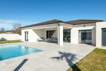 Maison neuve sur Bergerac photographiée par Jean-Luc Renouil, photographe immobilier et pilote de drone en Dordogne.