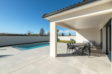 Maison neuve sur Bergerac photographiée par Jean-Luc Renouil, photographe immobilier et pilote de drone en Dordogne.