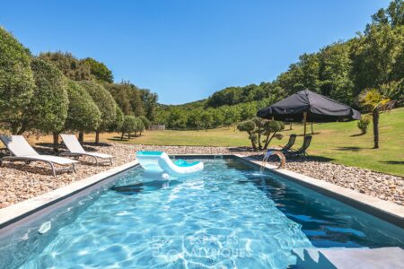 Maison en pierre photographiée par Jean-Luc Renouil, photographe immobilier et pilote de drone en Dordogne.