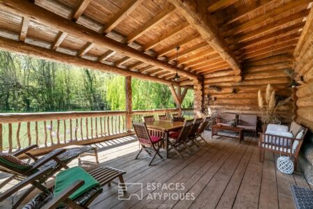 Fuste en bordure d'étang photographiée par Jean-Luc Renouil, photographe immobilier et pilote de drone en Dordogne.