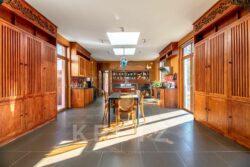 Maison d'architecte sur Sarlat photographiée par Jean-Luc Renouil, photographe immobilier et pilote de drone en Dordogne.