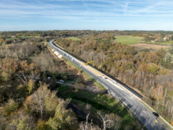 Reportage sur le chantier de réfection des talus de la D709 par NGE - ABTP BIARD - Reportage photographique de Jean-Luc Renouil photographe et pilote de drone en Dordogne.