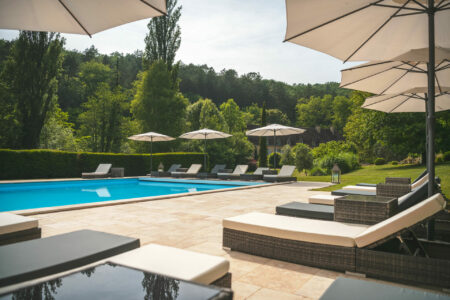 Grand domaine à Mauzens et Miremont photographié par Jean-Luc Renouil, photographe immobilier et pilote de drone en Dordogne.