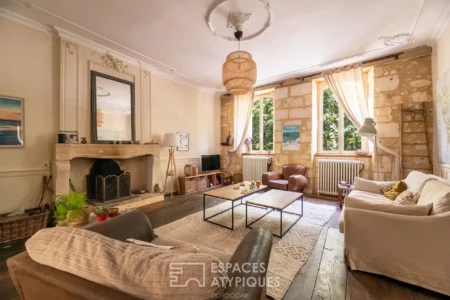 Maison de ville de caractère à Mussidan photographiée par Jean-Luc Renouil photographe immobilier et pilote de drone en Dordogne.