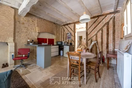 Maison de ville de caractère à Mussidan photographiée par Jean-Luc Renouil photographe immobilier et pilote de drone en Dordogne.