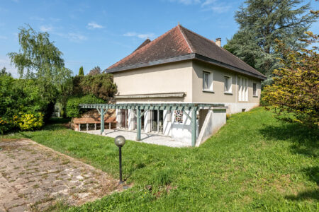 Immobilier Nontron 5 Maison d'architecte photographiée par Jean-Luc Renouil, photographe immobilier et pilote de drone en Dordogne