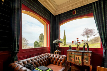 Immobilier Castelnaud 19 Maison en pierres à Castelnaud la Chapelle photographiée par Jean-Luc Renouil photographe immobilier professionnel et pilote de drone en Dordogne.