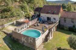 Propriété à Saint Vincent de Cosse photographiée par Jean-Luc Renouil, photographe immobilier et pilote de drone en Dordogne.