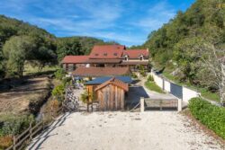 Propriété à Saint Vincent de Cosse photographiée par Jean-Luc Renouil, photographe immobilier et pilote de drone en Dordogne.