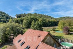 Propriété à Saint Vincent de Cosse photographiée par Jean-Luc Renouil, photographe immobilier et pilote de drone en Dordogne.