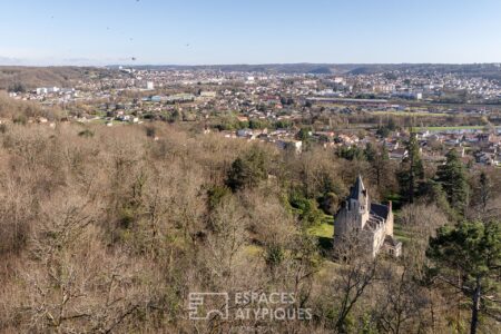 Demeure châtelaine à Chancelade photographiée par Jean-Luc Renouil, photographe et pilote de drone en Dordogne.