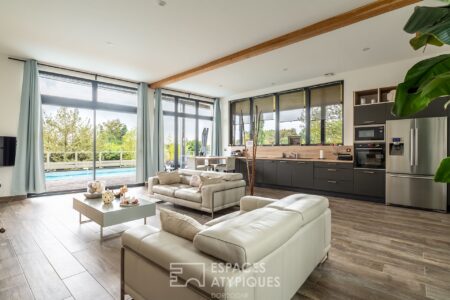 Maison en bois à Bergerac photographiée par Jean-Luc Renouil, photographe et pilote de drone en Dordogne