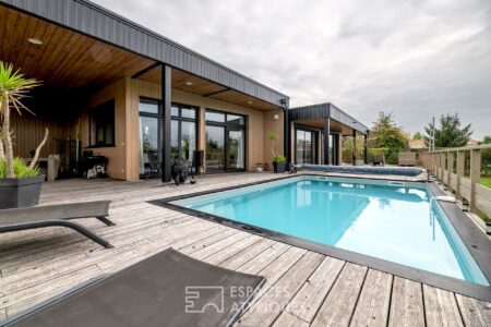 Maison en bois à Bergerac photographiée par Jean-Luc Renouil, photographe et pilote de drone en Dordogne