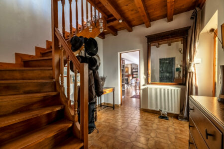 Maison périgourdine contemporaine photographiée pour LEGGETT par Jean-Luc Renouil, photographe immobilier et pilote de drone en Dordogne.