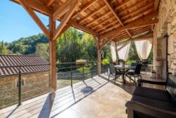 Propriété à Saint Vincent de Cosse photographiée par Jean-Luc Renouil, photographe immobilier et pilote de drone en Dordogne.