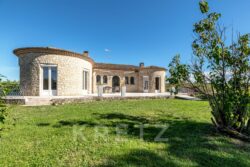 Château Picon à Eynesse photographié par Jean-Luc Renouil, photographe et pilote de drone en Dordogne.