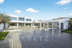 Villa contemporaine à Angoulême photographiée par Jean-Luc Renouil, photographe immobilier et pilote de drone en Dordogne.