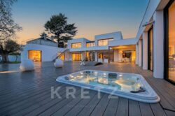 Villa contemporaine à Angoulême photographiée par Jean-Luc Renouil, photographe immobilier et pilote de drone en Dordogne.