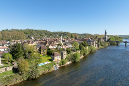 Moulin de Lalinde photographié par Jean-Luc Renouil, photographe immobilier et pilote de drone en Dordogne.