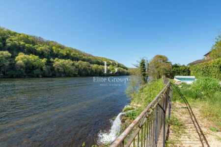 Moulin de Lalinde photographié par Jean-Luc Renouil, photographe immobilier et pilote de drone en Dordogne.
