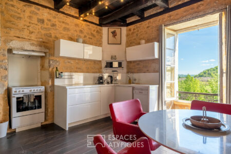 Immobilier Vezac 24 Maison de village à Vézac photographiée par Jean-Luc Renouil photographe immobilier et pilote de drone en Dordogne.