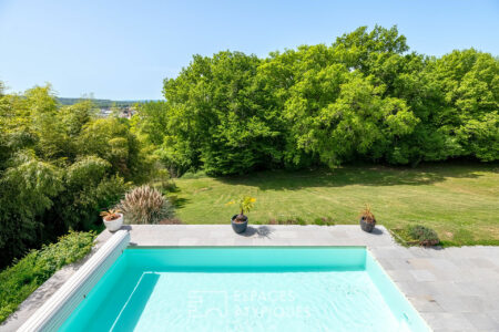 Villa contemporaine à Chancelade photographiée par Jean-Luc Renouil, photographe immobilier et pilote de drone en Dordogne.