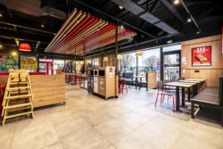 KFC de Marsac sur l'Isle photographié avant son ouverture par Jean-Luc Renouil, photographe et pilote de drone en Dordogne.