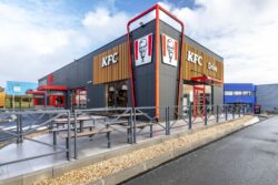 KFC de Marsac sur l'Isle photographié avant son ouverture par Jean-Luc Renouil, photographe et pilote de drone en Dordogne.