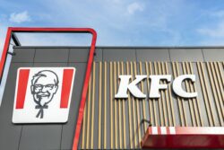 KFC de Marsac sur l'Isle photographié avant son ouverture par Jean-Luc Renouil, photographe et pilote de drone en Dordogne.